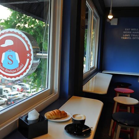 Space Boutique Hostel Yangon Luaran gambar