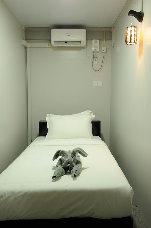 Space Boutique Hostel Yangon Bilik gambar