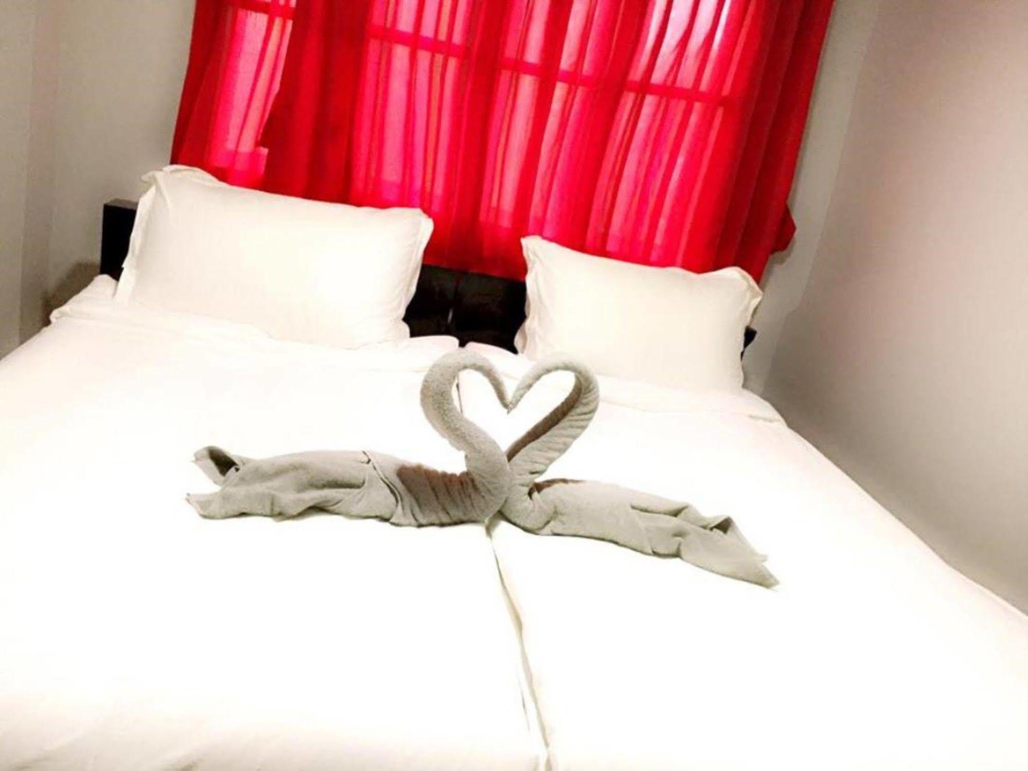 Space Boutique Hostel Yangon Luaran gambar